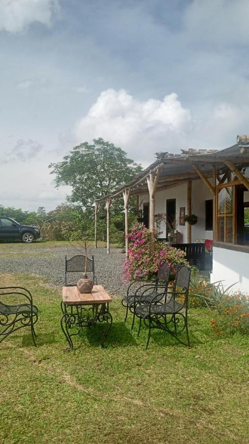 Rancho De Juancho Villa เปเรย์รา ภายนอก รูปภาพ