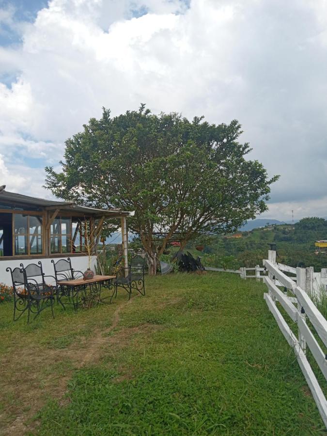 Rancho De Juancho Villa เปเรย์รา ภายนอก รูปภาพ